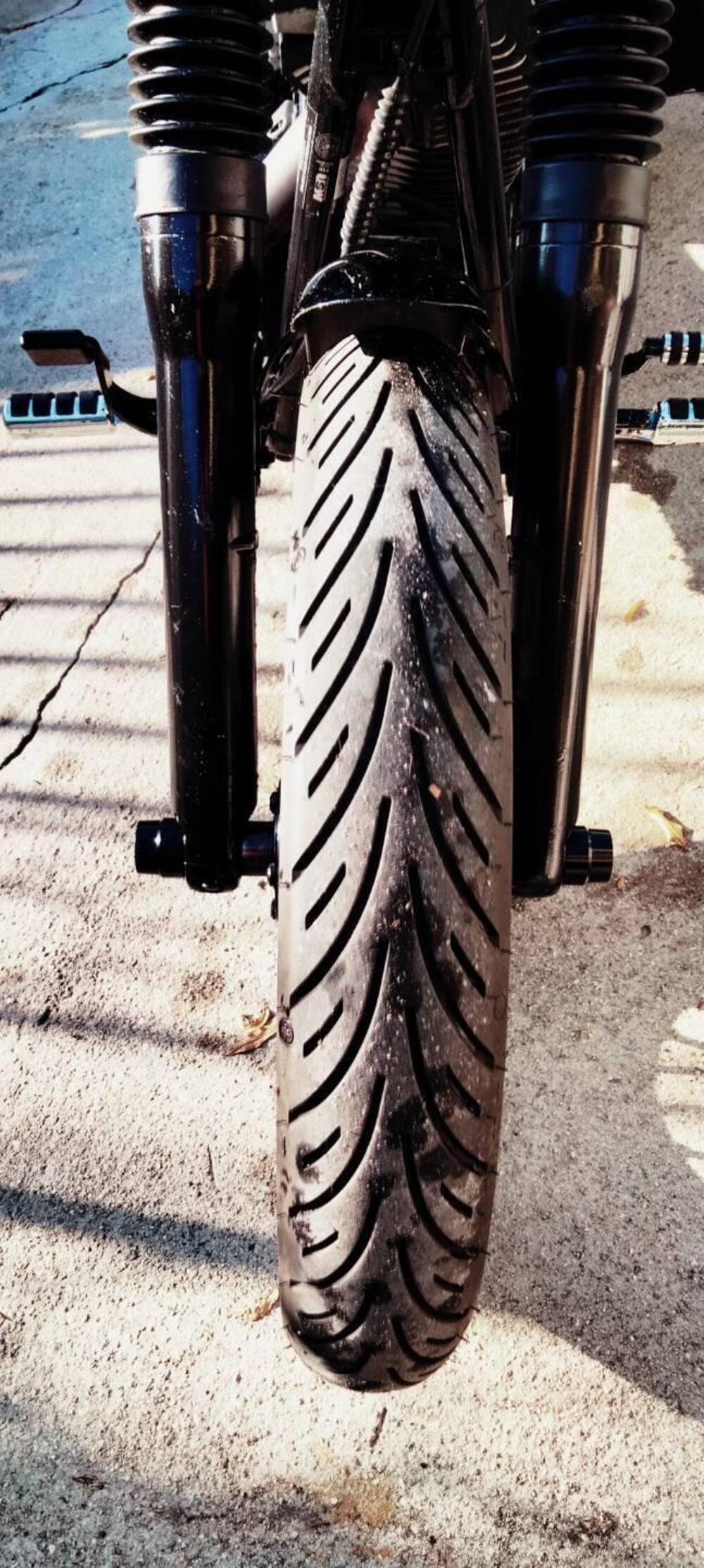 Harley-Davidson 1584 Street Bob (2008 - 15) - FXDB (8)