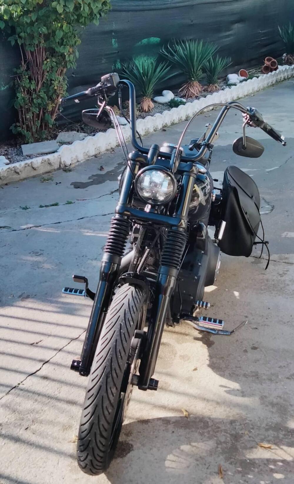 Harley-Davidson 1584 Street Bob (2008 - 15) - FXDB (14)