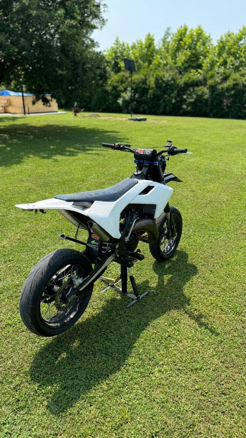 Vent Derapage 125 2t Compertition (2021 - 22) (2)