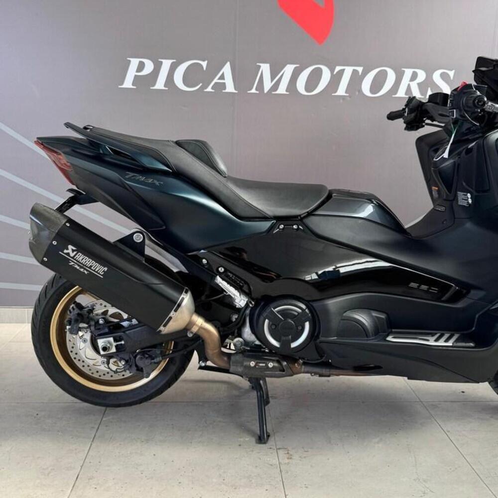 Yamaha T-Max 560 Tech Max (2022 - 24) (2)