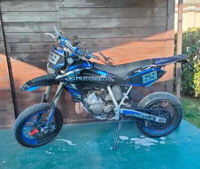 Husqvarna SM 125 (2007) usata