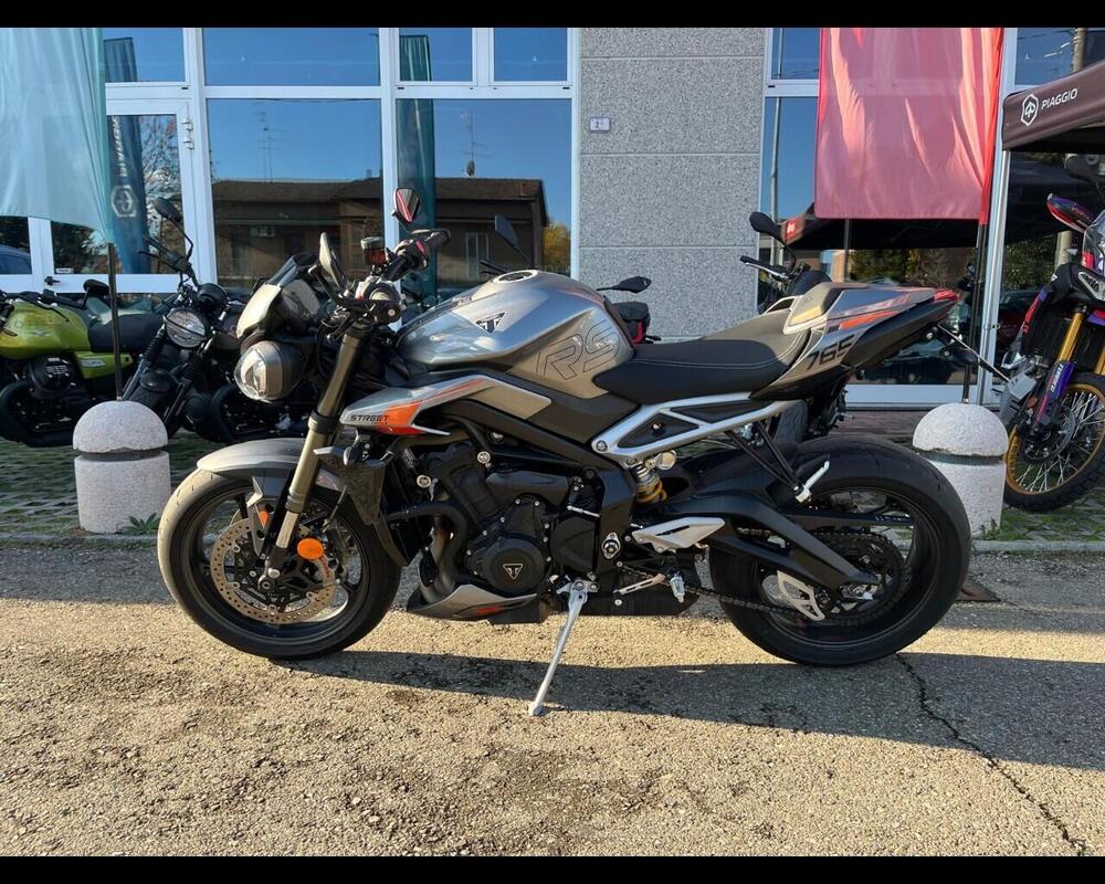 Triumph Street Triple 765 RS (2023 - 26) (8)
