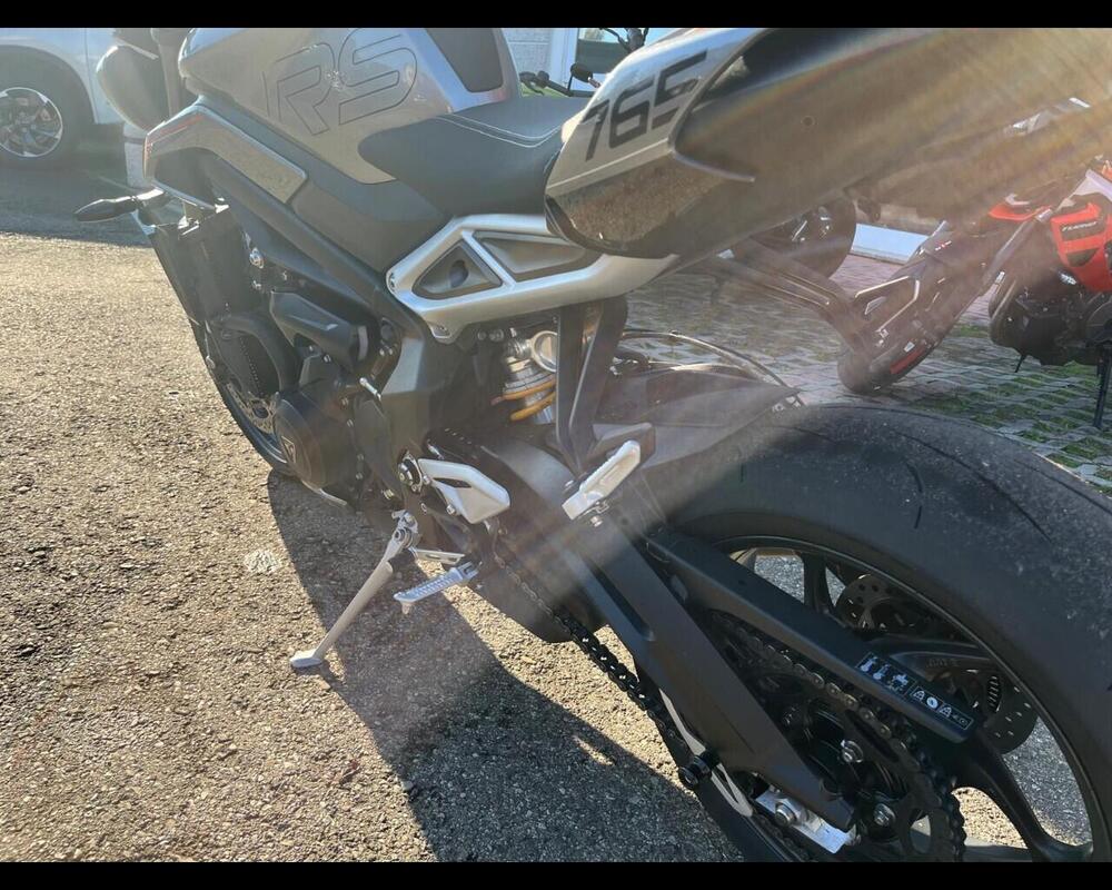 Triumph Street Triple 765 RS (2023 - 26) (12)