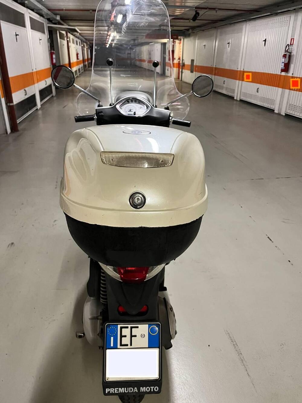Piaggio Liberty 150 i-get ABS (2016) (4)