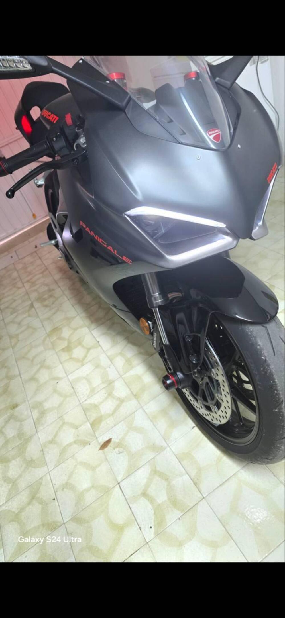 Ducati Panigale V2 (2021 - 24) (8)