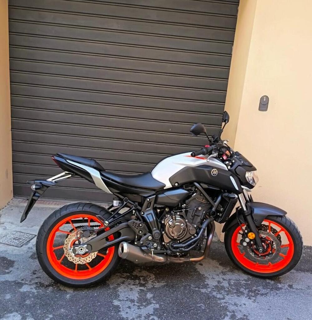 Yamaha MT-07 (2018 - 20) (2)