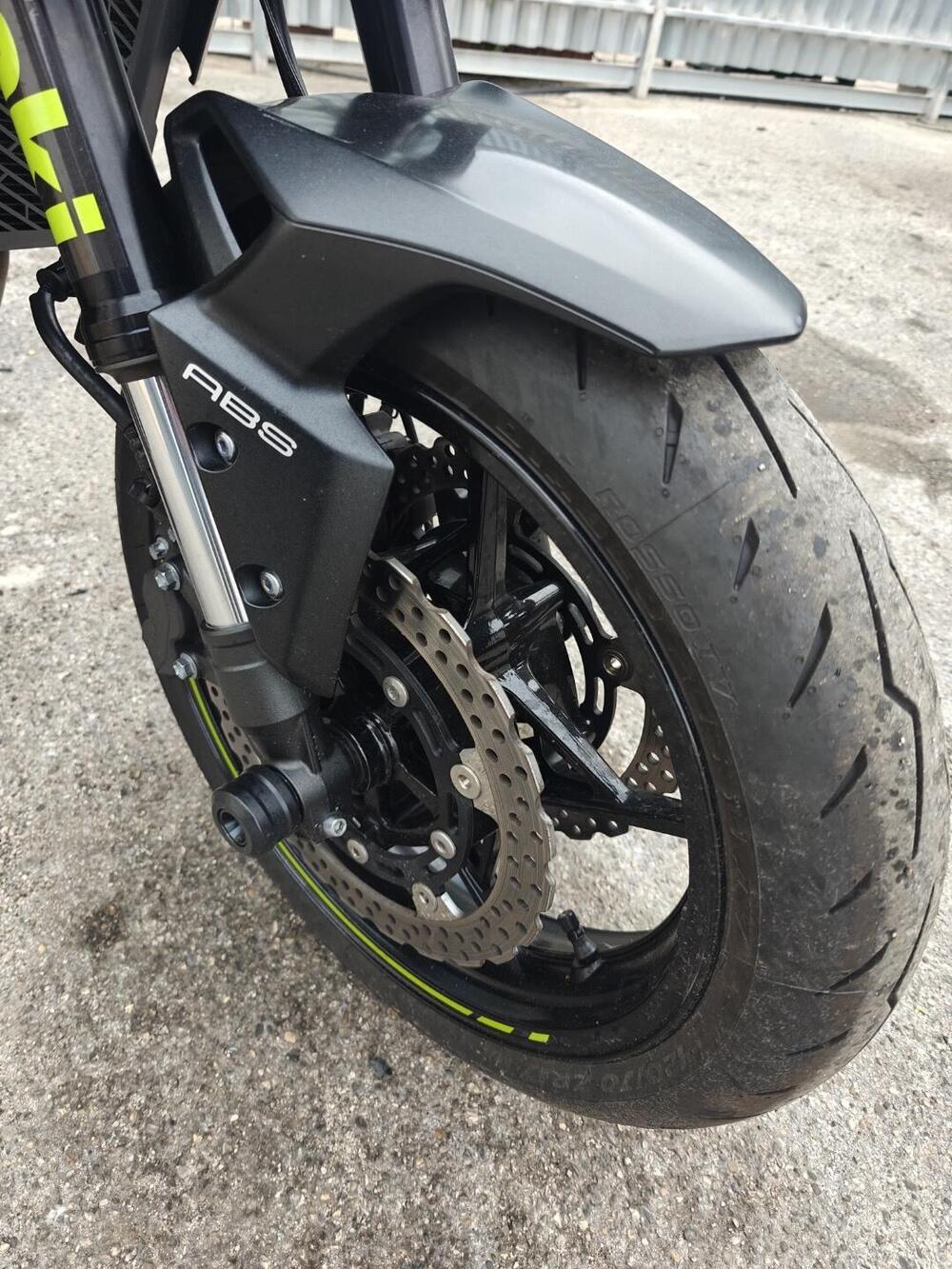 Kawasaki Z 900 (2021 - 24) (8)