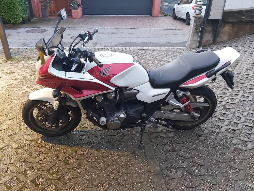 Honda CB 1300 S (2010 - 12) (2)