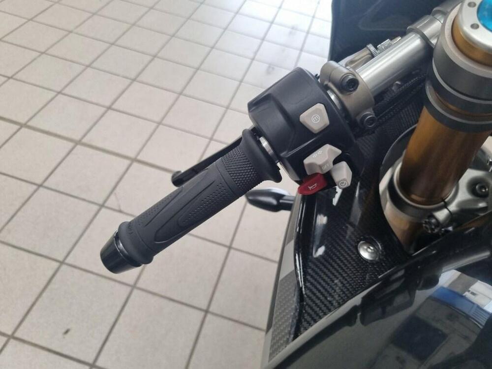 Triumph Daytona 765 Moto2 (2019 - 20) (9)