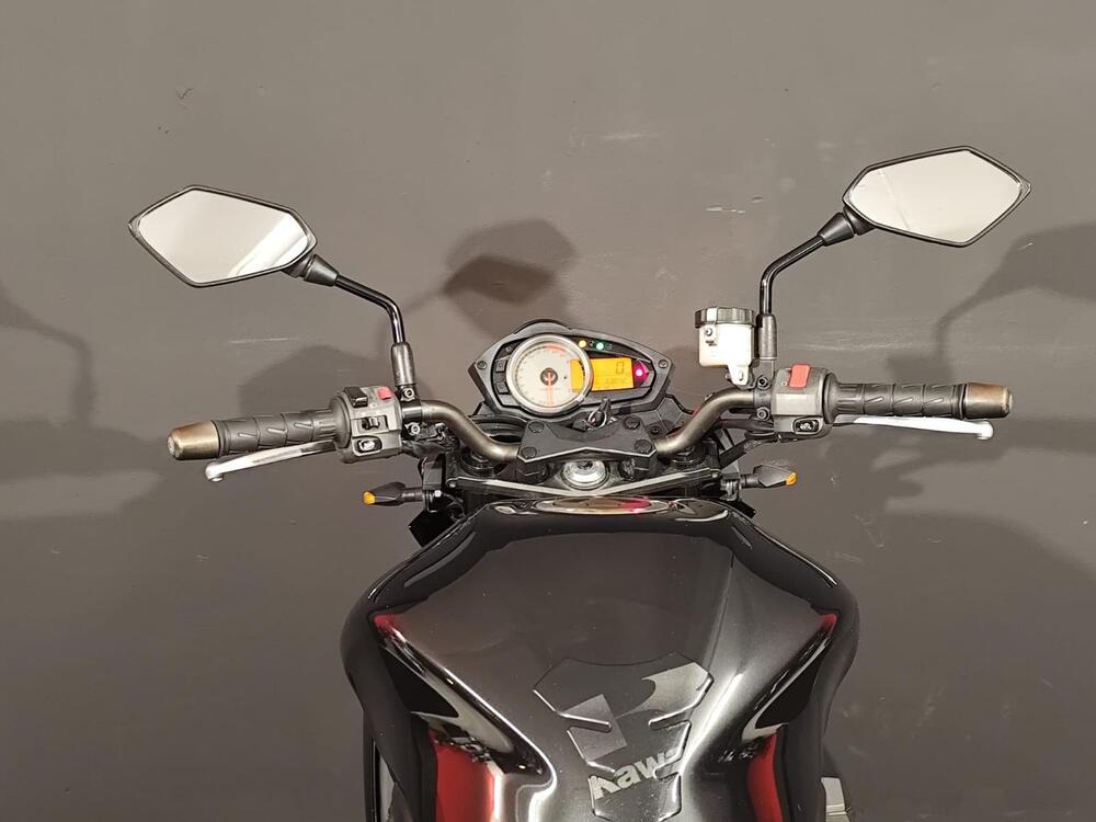 Kawasaki Z 750 R ABS (2011 - 12) (17)