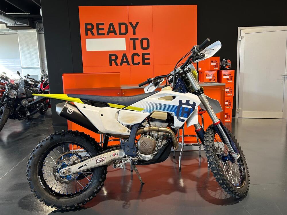 Husqvarna FE 250 (2024) (3)
