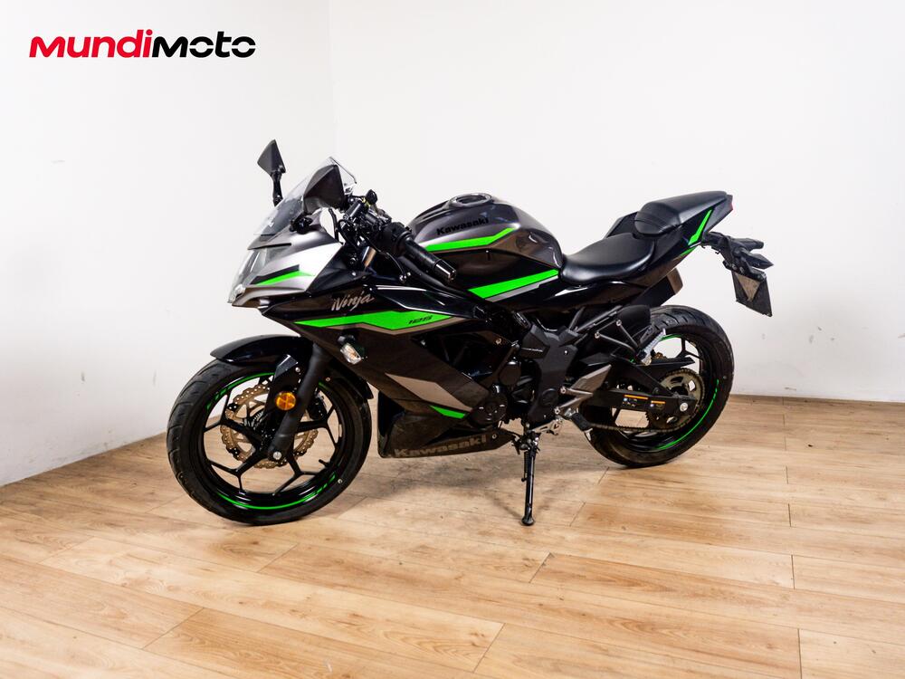 Kawasaki Ninja 125 (2019 - 20) (8)