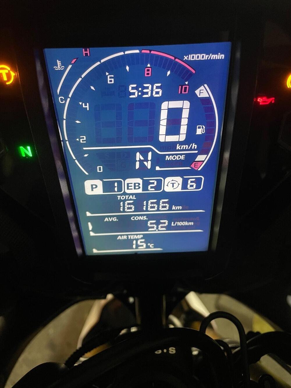 Honda Africa Twin CRF 1000L Adventure Sports DCT (2018 - 19) (6)