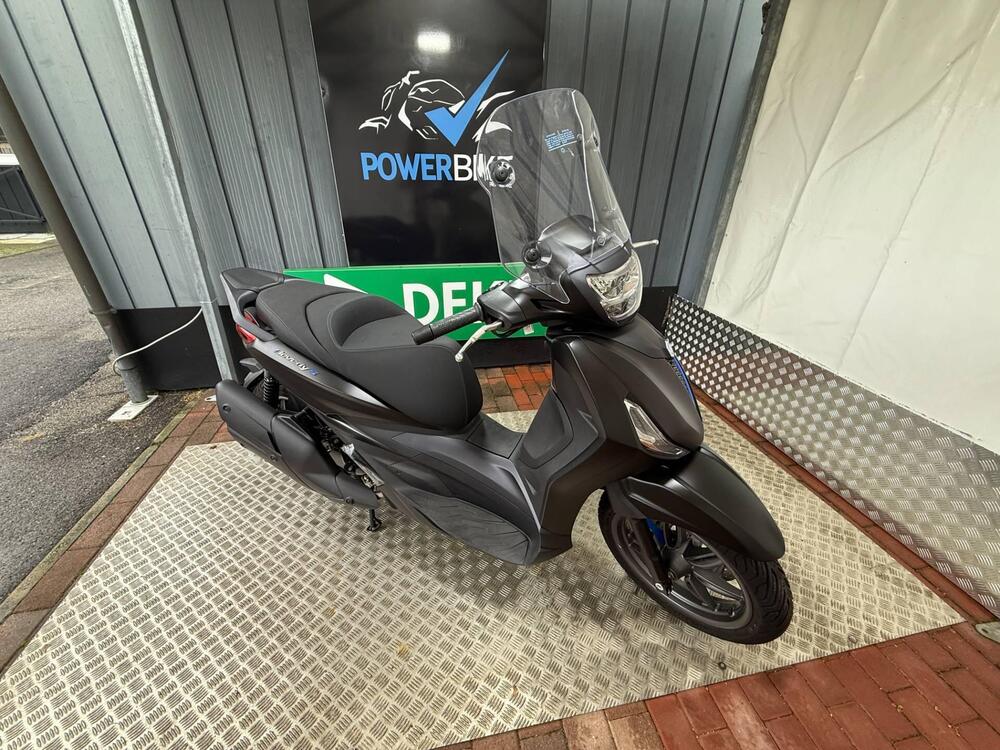Piaggio Beverly 400 S (2025 - 26) (16)