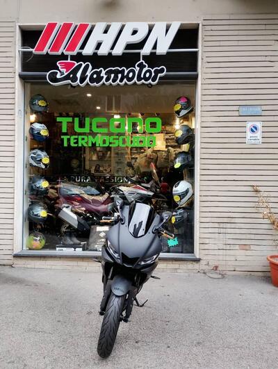 Yamaha YZF R3 (2019 - 20) usata