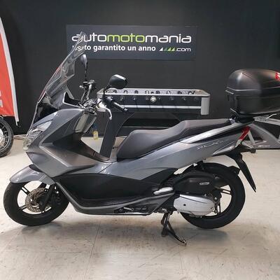 Honda PCX 150 (2014 - 17) usata