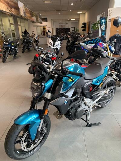 Bmw F 900 R (2025) nuova