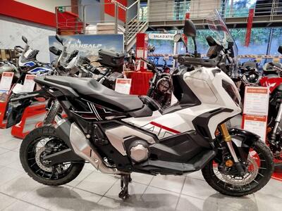 Honda X-ADV 750 DCT (2021 - 24) usata