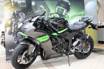Kawasaki Ninja 636 ZX-6R (2024 - 26) nuova