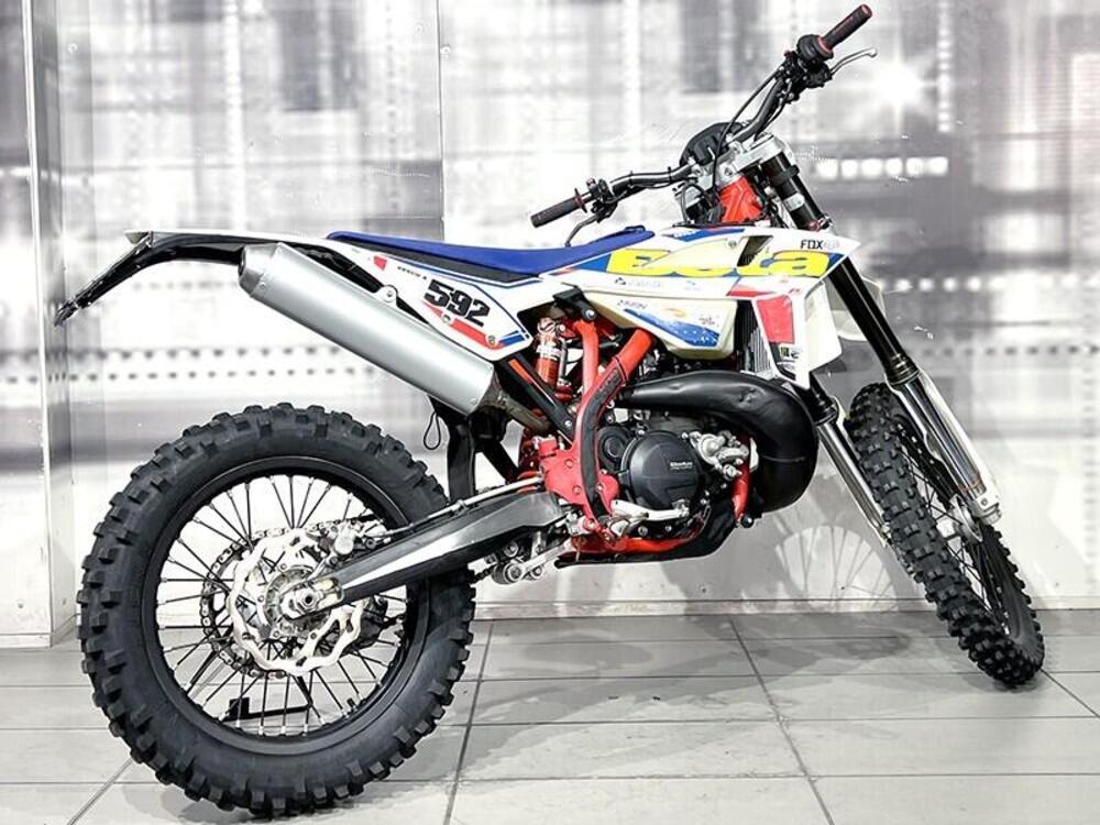 Betamotor RR 300 2T Enduro (2020) (8)