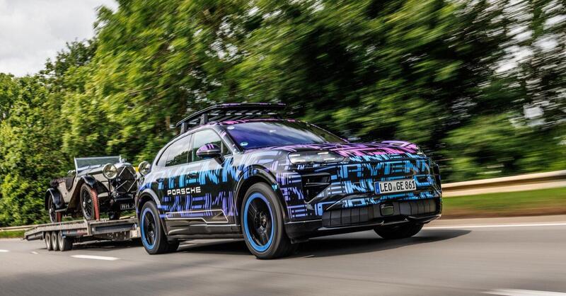 La nuova Porsche Cayenne elettrica: oltre 1000 CV e ricarica wireless, pronta a sfidare la 918 Spyder