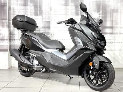 Sym Cruisym 300 (2021 - 24) usata