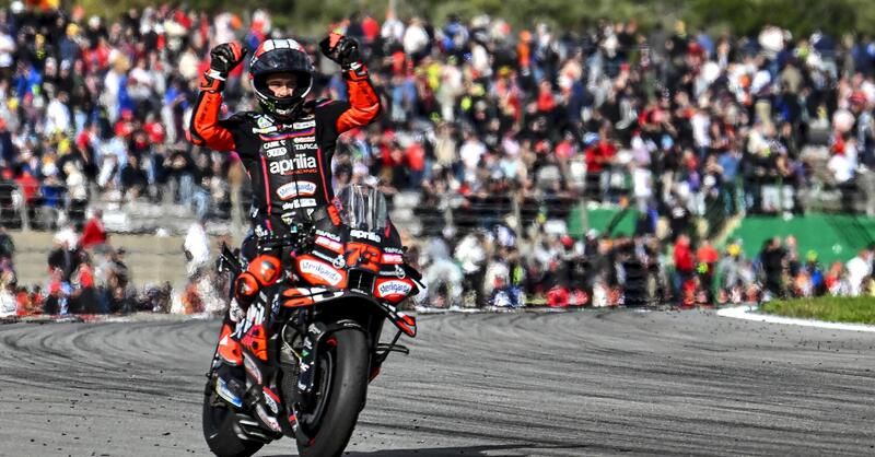 MotoGP 2025. Le pagelle del GP di Valencia: Bezzecchi e Aprilia, che bel fidanzamento!