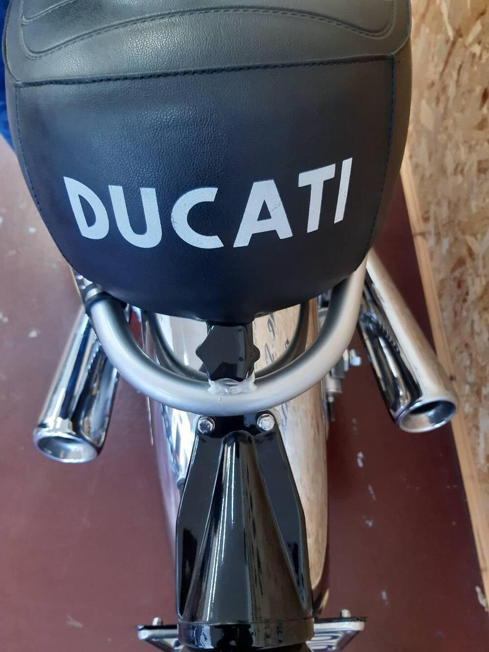 Ducati 750 GT  (11)