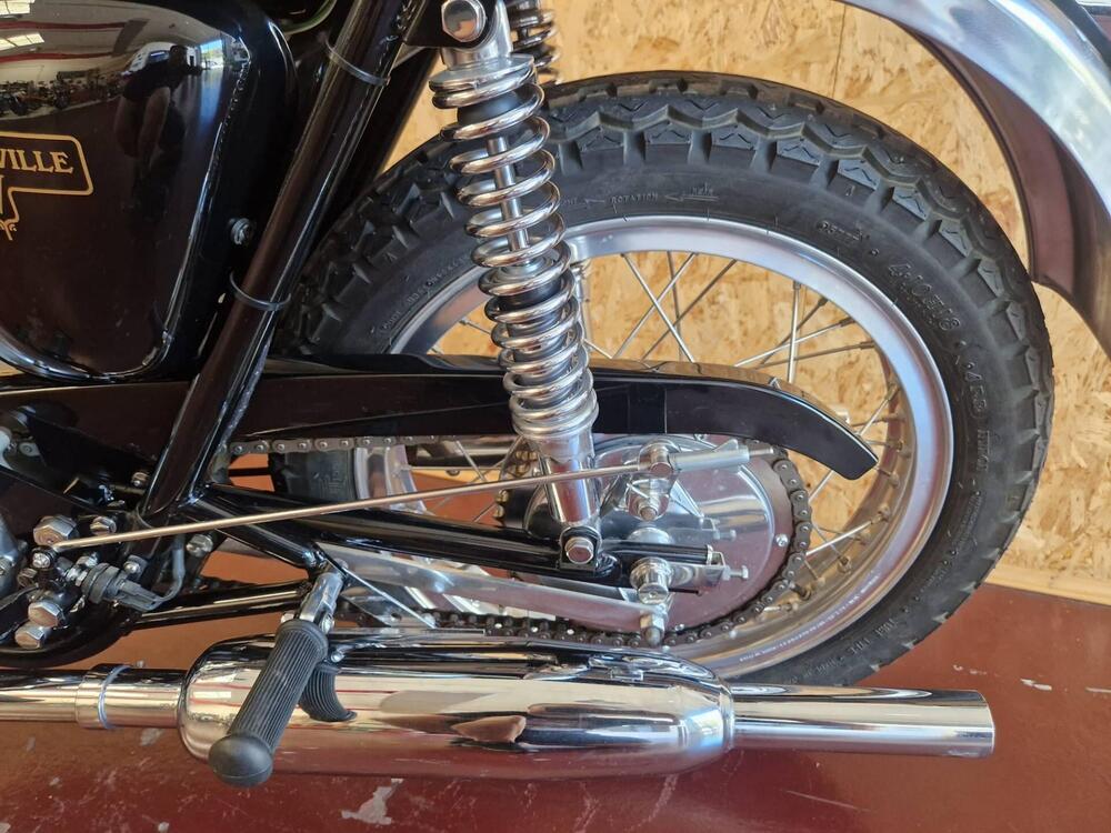 Triumph BONNEVILLE T120  (18)