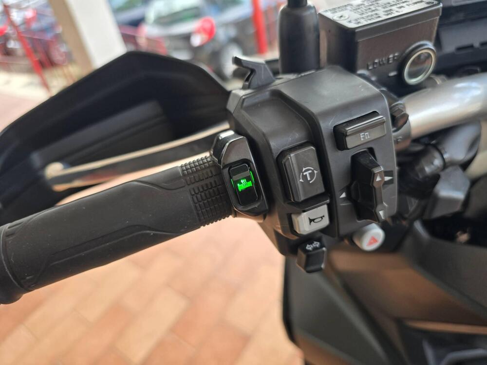 Honda ADV 350 (2022 - 24) (6)