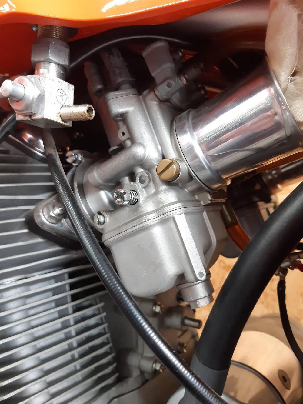 Laverda 750 SFC REPLICA (14)