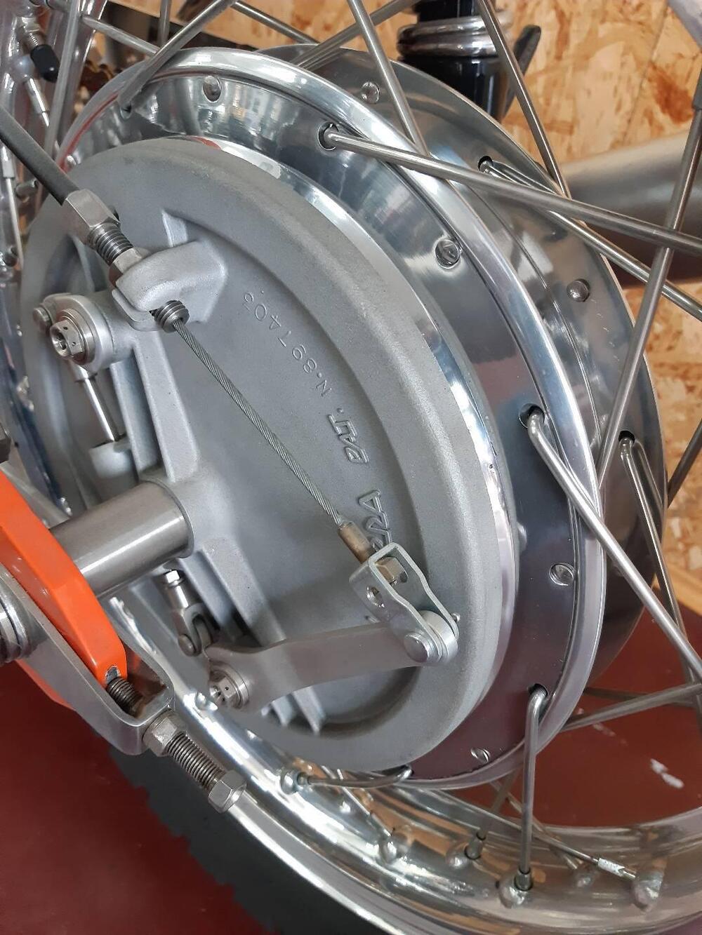 Laverda 750 SFC REPLICA (16)