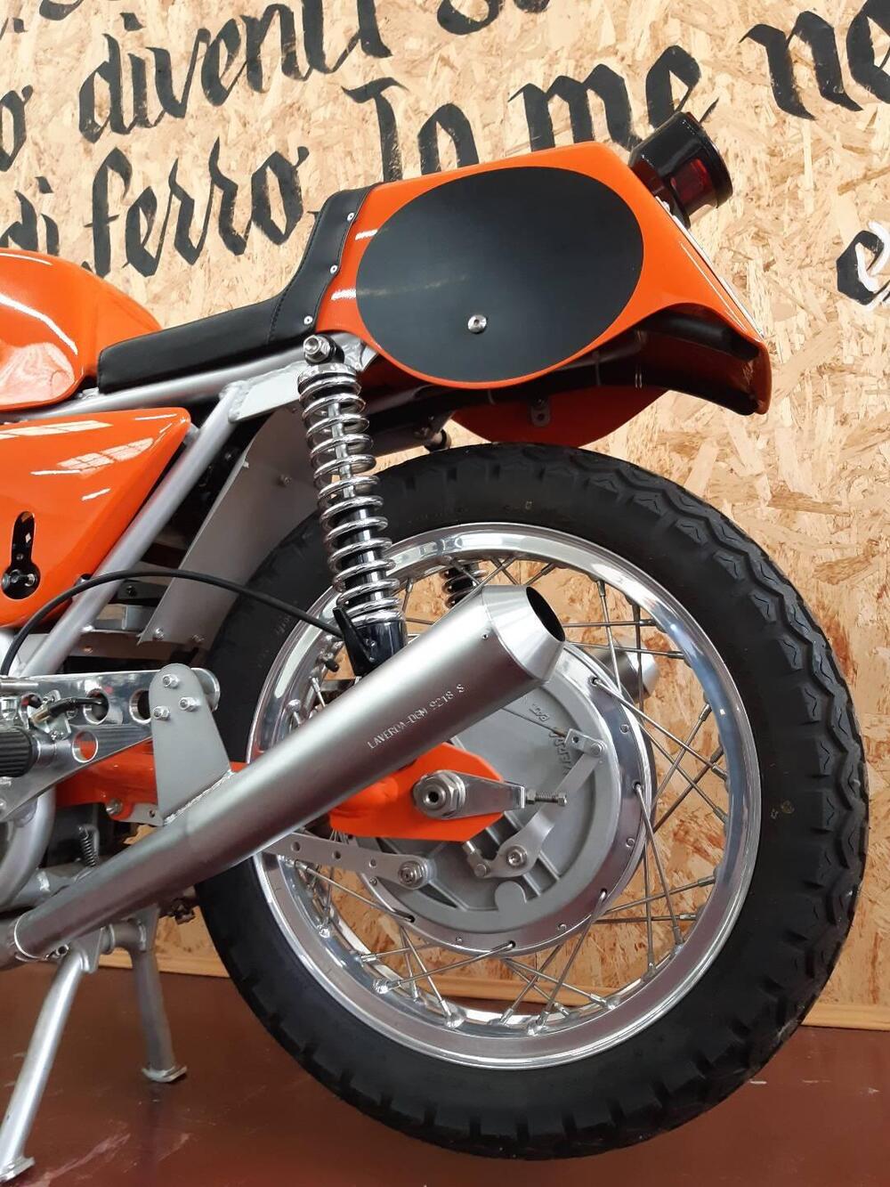 Laverda 750 SFC REPLICA (12)