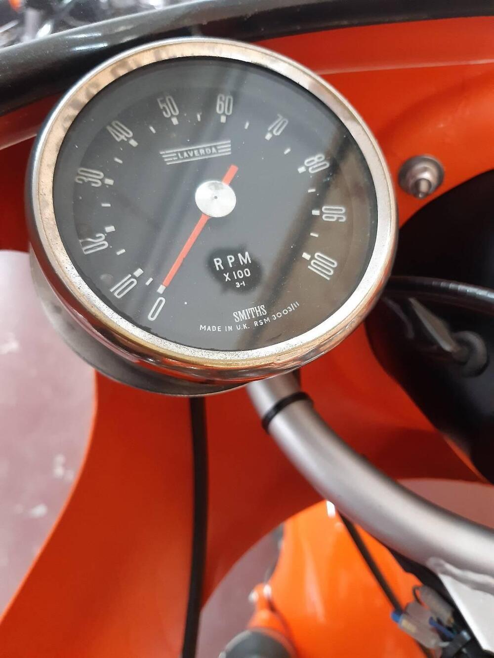 Laverda 750 SFC REPLICA (19)