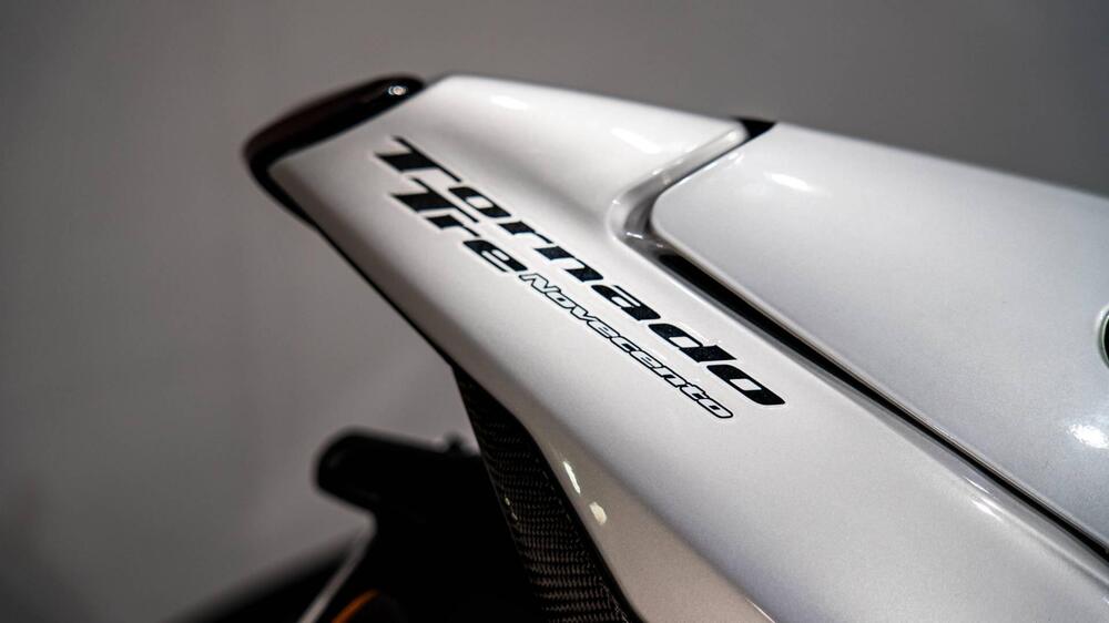 Benelli TORNADO TRE 900 (15)