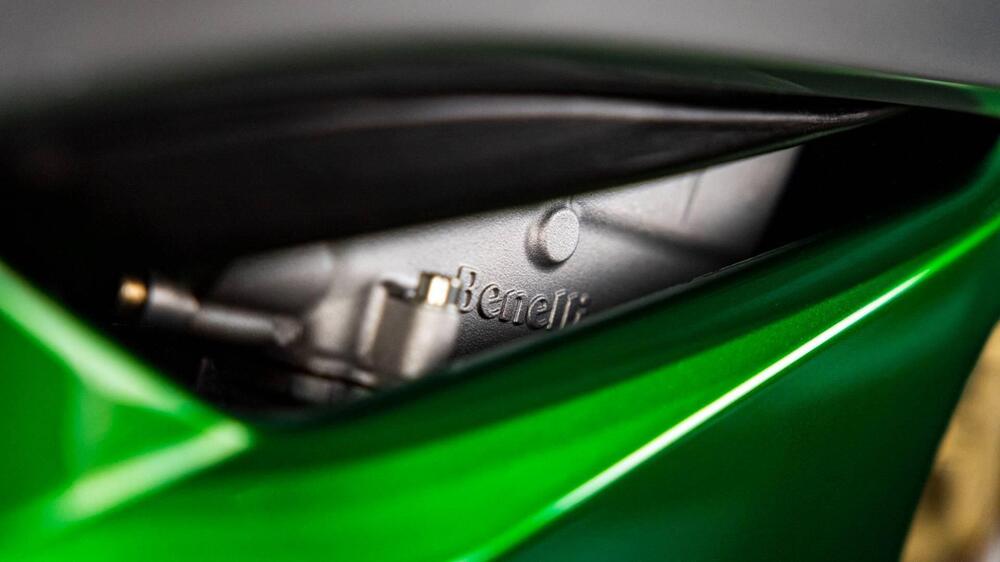 Benelli TORNADO TRE 900 (19)