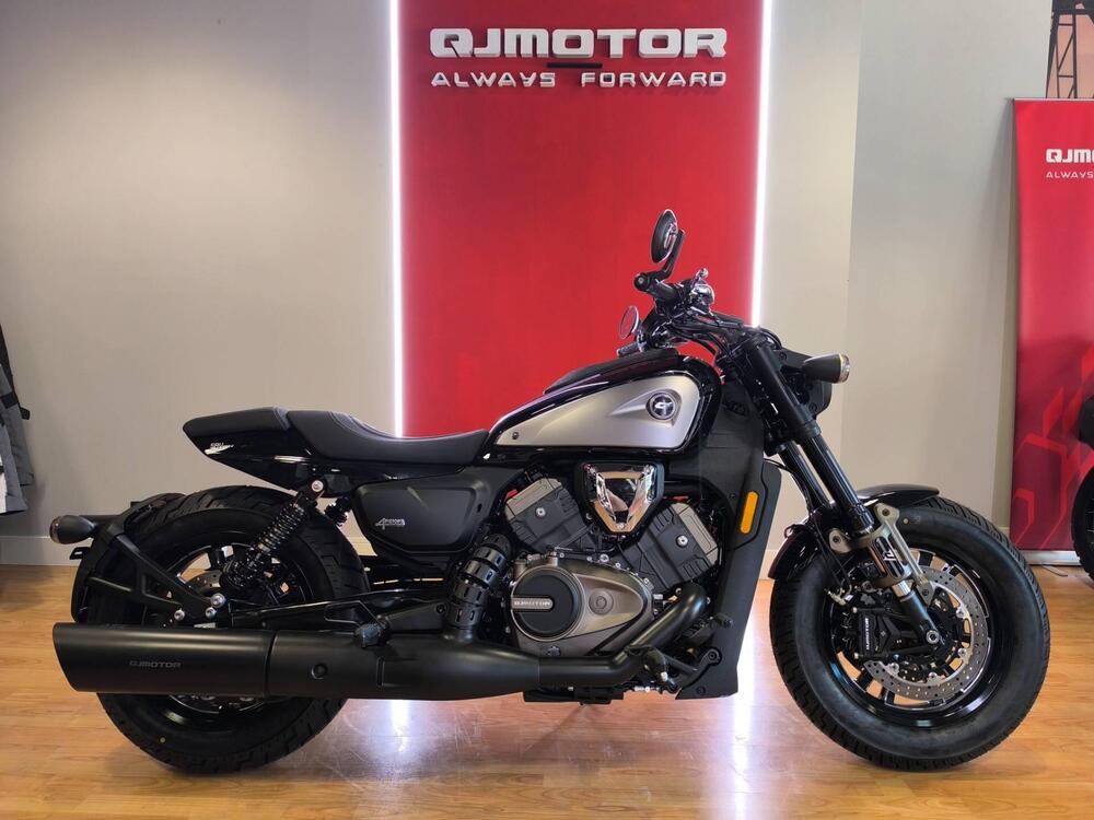 QJ Motor SRV 600 V (2025 - 26)