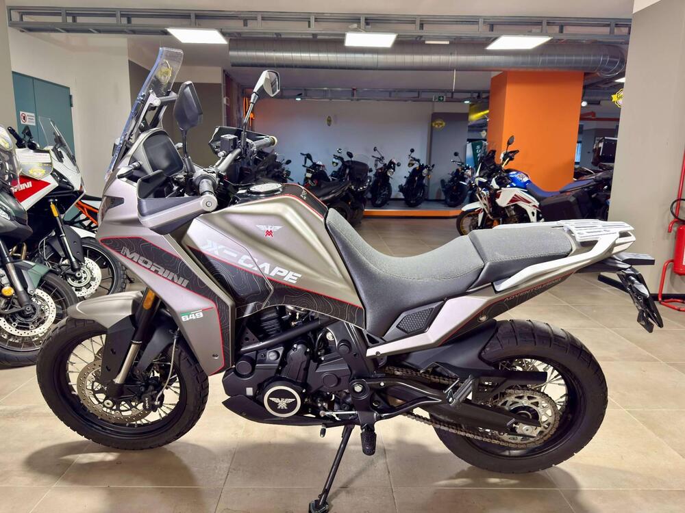 Moto Morini X-Cape 650 (2021 - 26) (4)