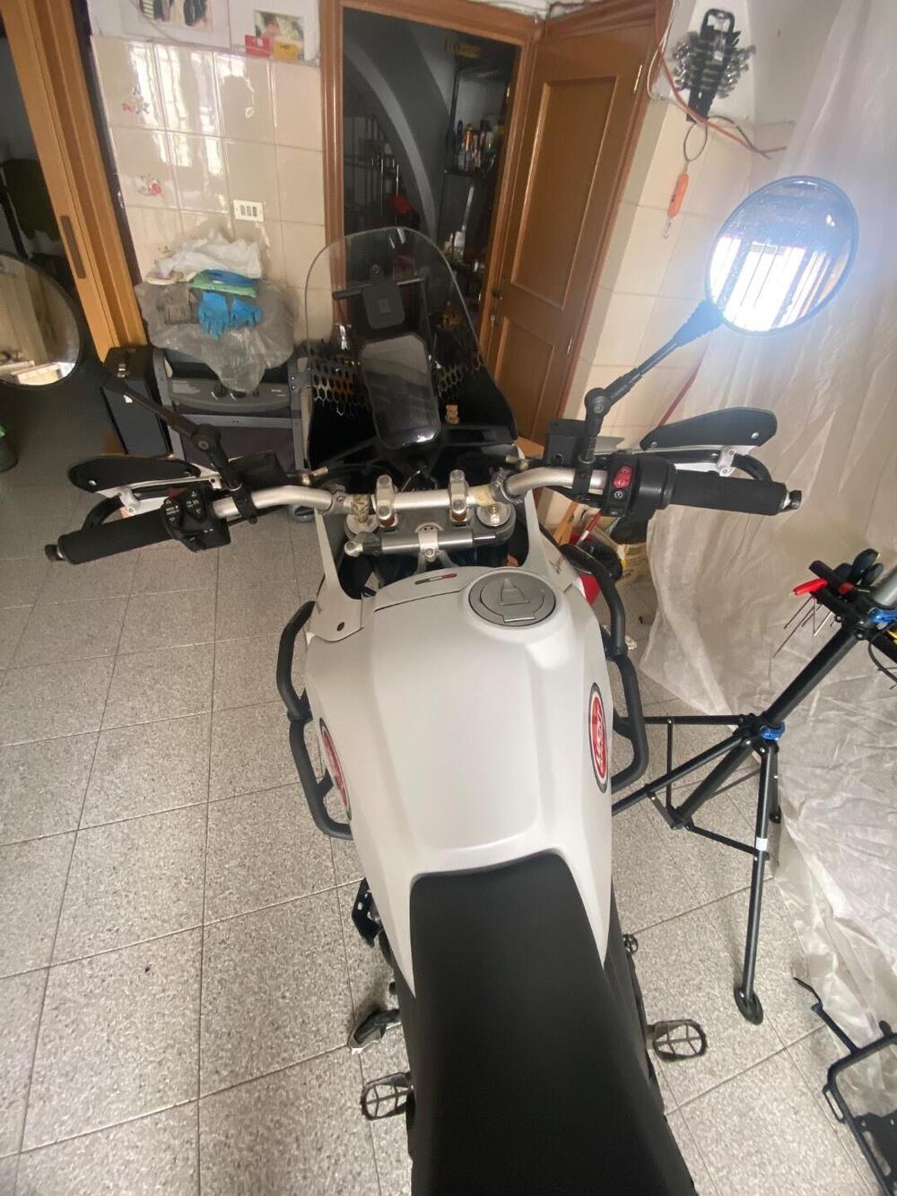 Ducati DesertX (2022 - 25) (3)