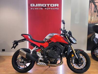 QJ Motor SRK 800 (2025) nuova