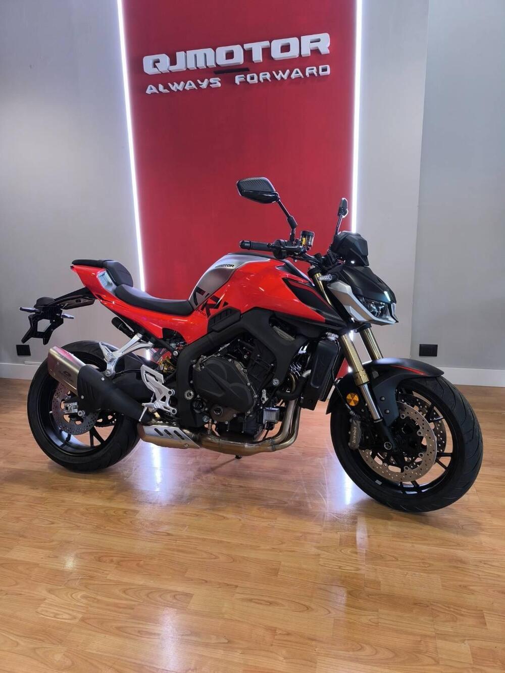 QJ Motor SRK 800 (2025 - 26) (9)