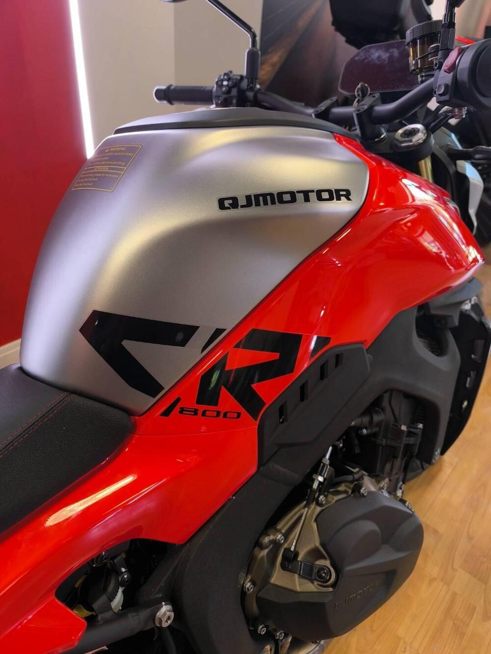 QJ Motor SRK 800 (2025 - 26) (10)
