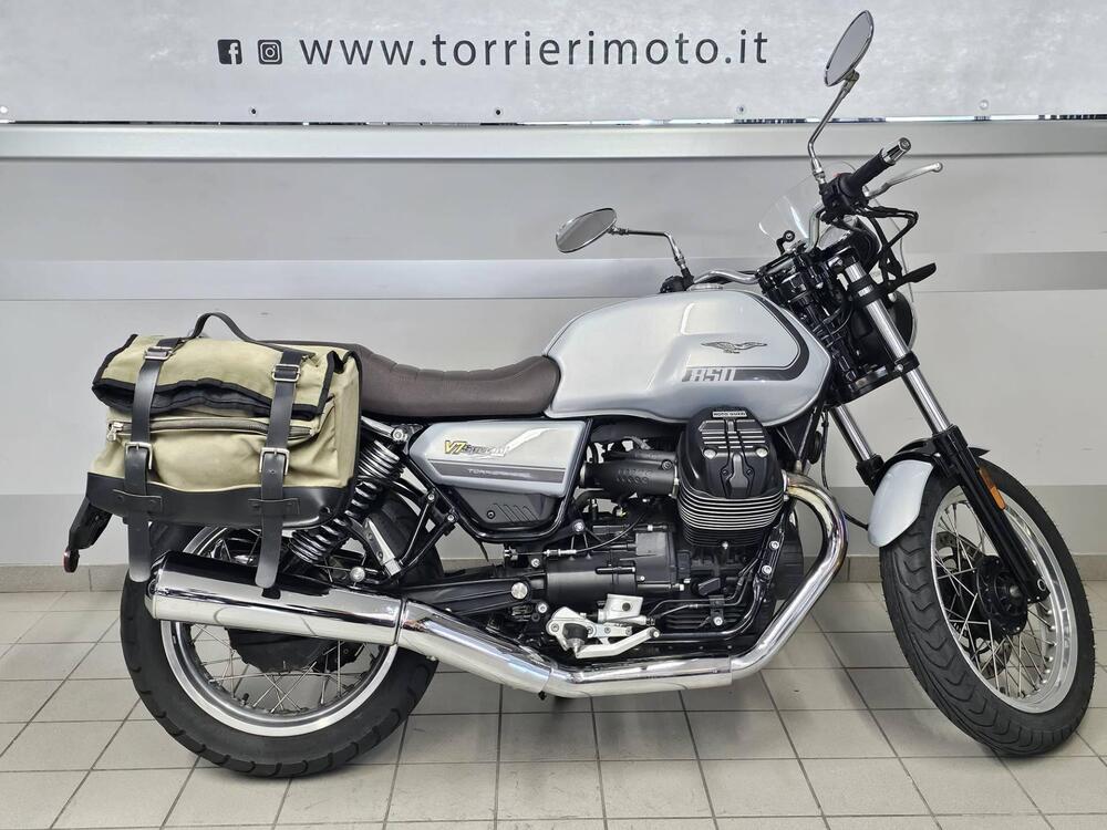 Moto Guzzi V7 Special (2021 - 24) (4)