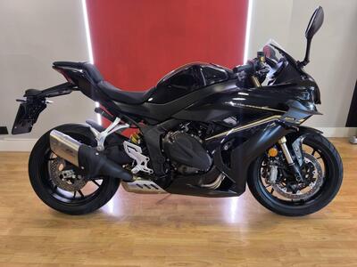 QJ Motor SRK 800 (2025) usata