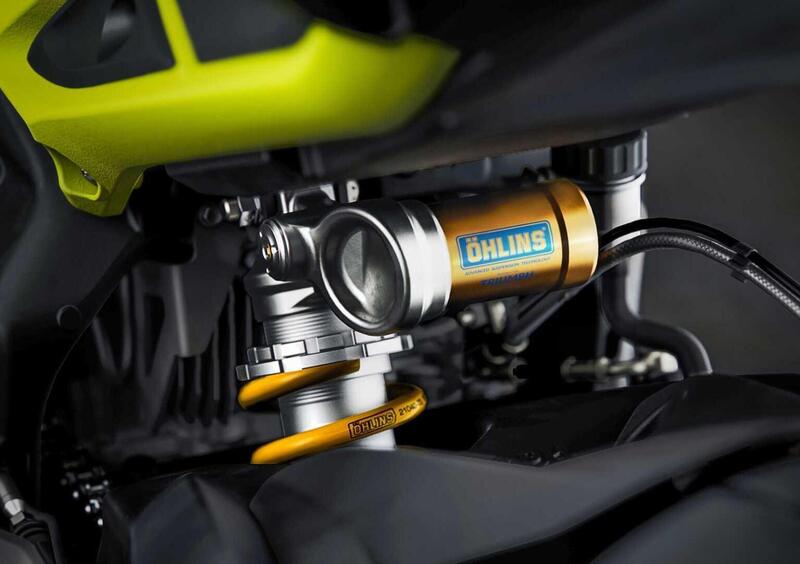 Triumph Street Triple Street Triple 765 Moto2 (2026) (14)