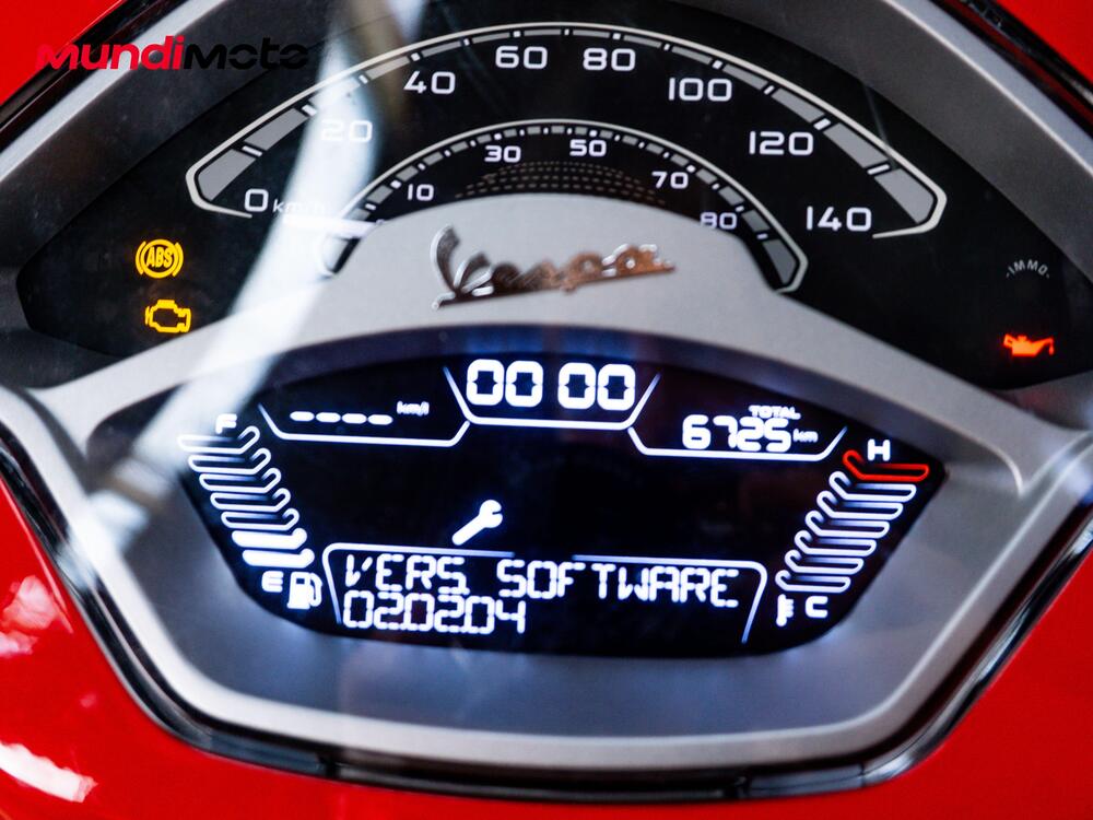 Vespa Primavera 125 RED (2025 - 26) (12)
