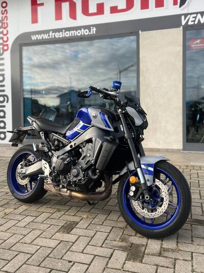 Yamaha MT-09 (2021 - 23) usata