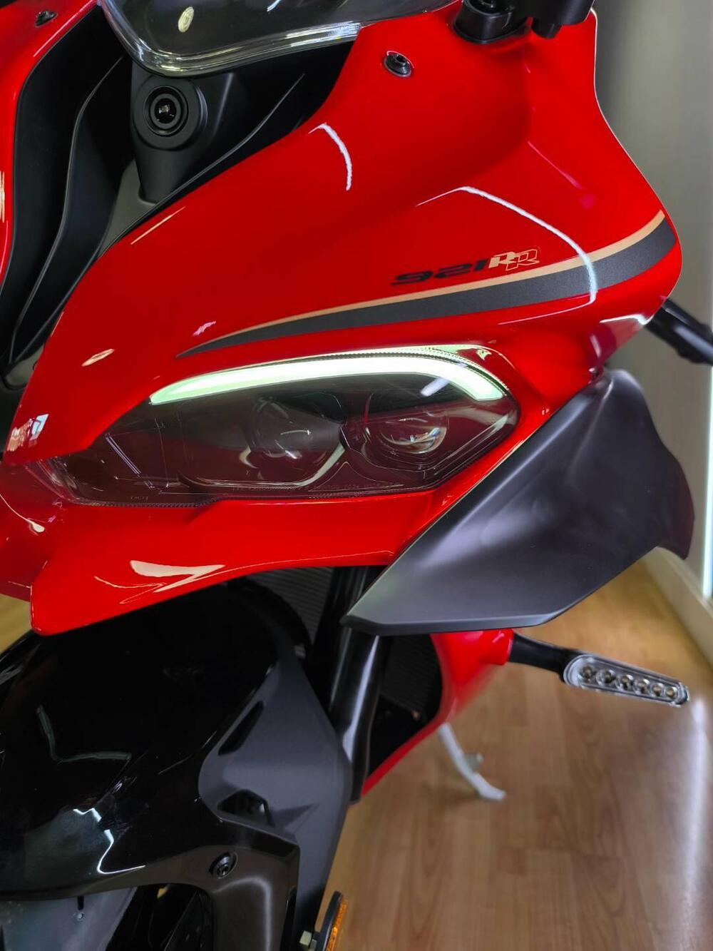 QJ Motor SRK 921 RR (2025 - 26) (6)