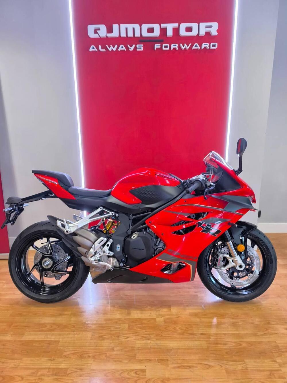 QJ Motor SRK 921 RR (2025 - 26) (2)