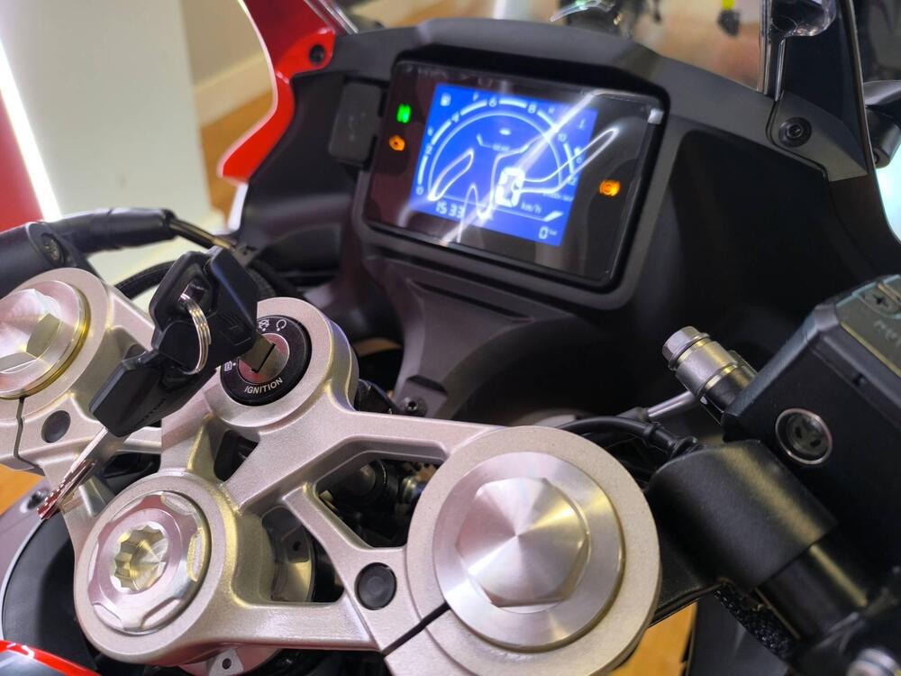 QJ Motor SRK 125 R (2025 - 26) (3)